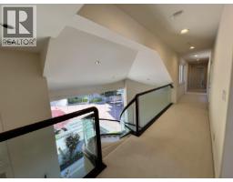 1538 Chippendale Court, West Vancouver, BC V7S3G6 Photo 14