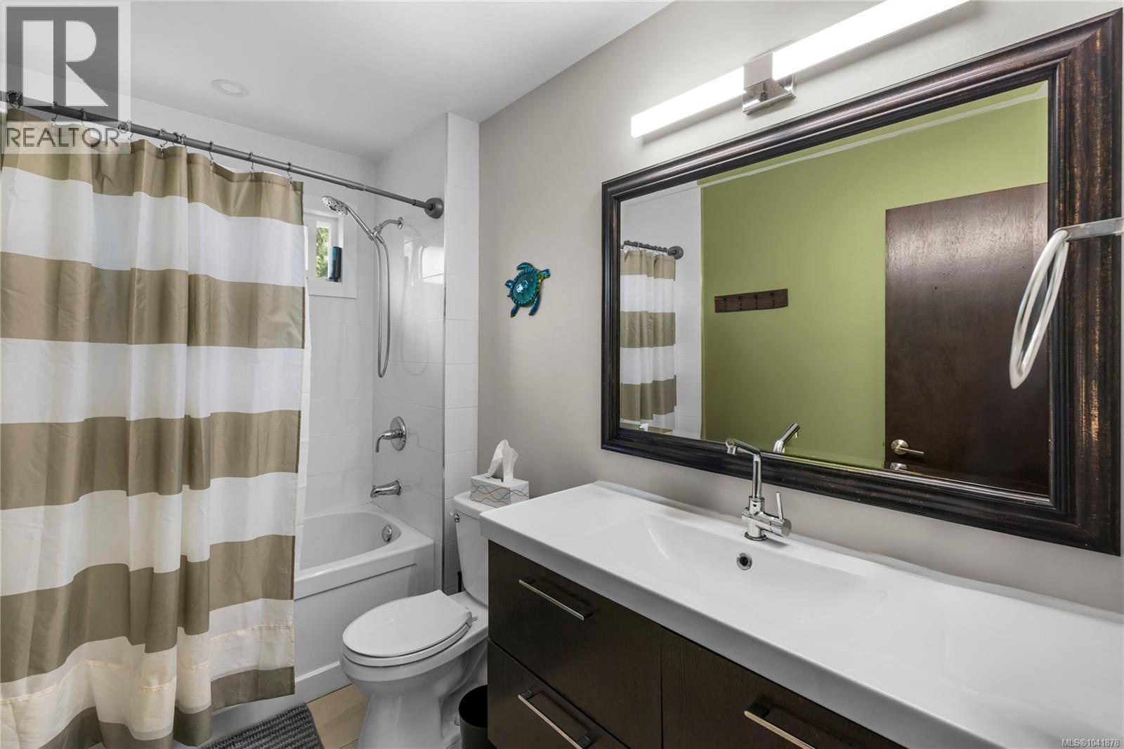 3211 Uplands Dr - 16