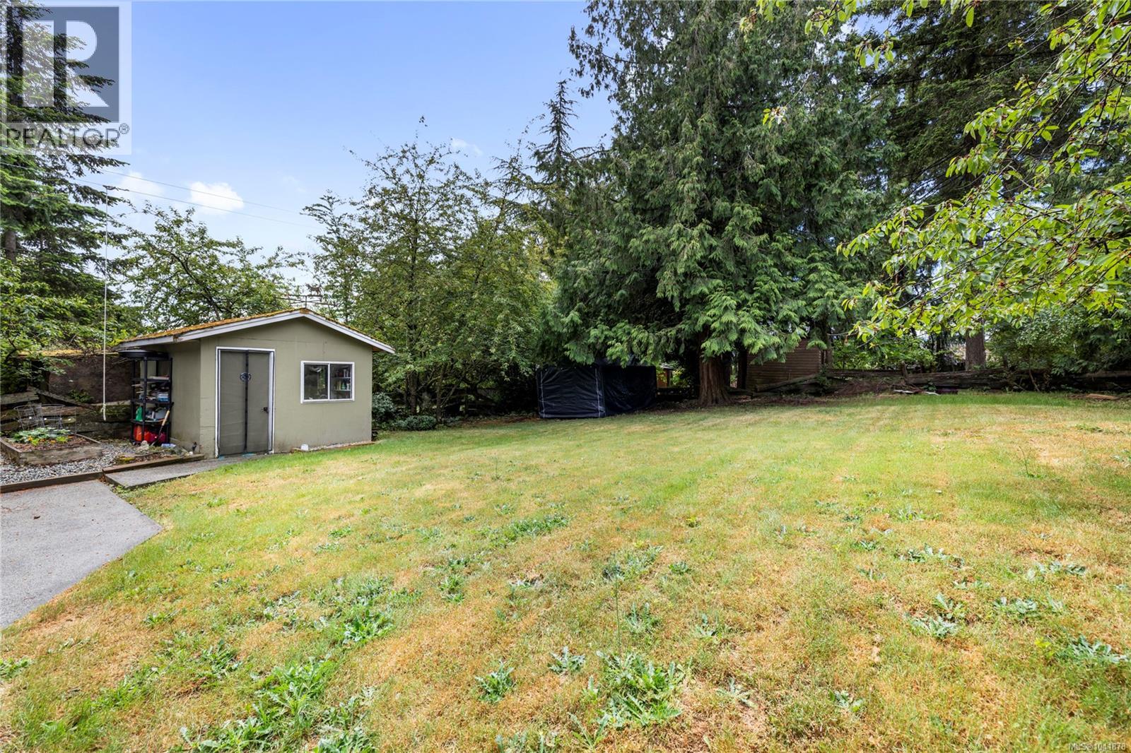3211 Uplands Dr - 3