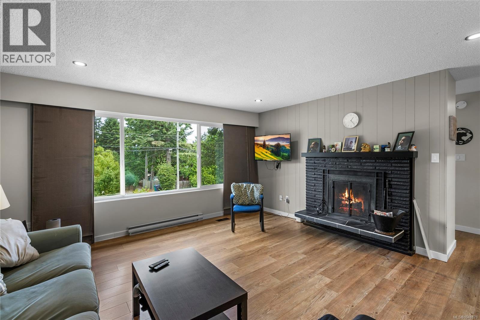 3211 Uplands Dr - 5