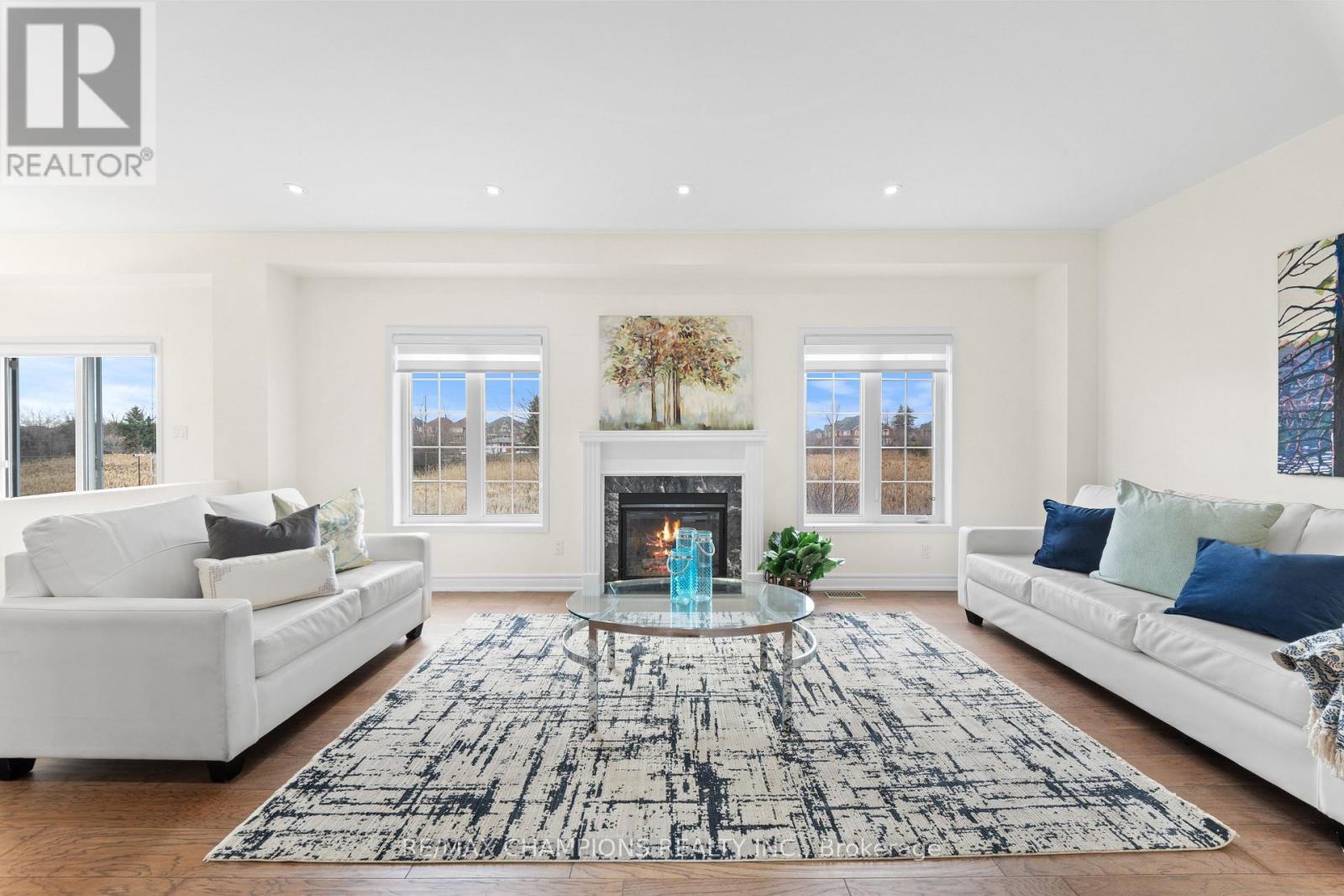 42 ABBOTSBURY DRIVE - 7