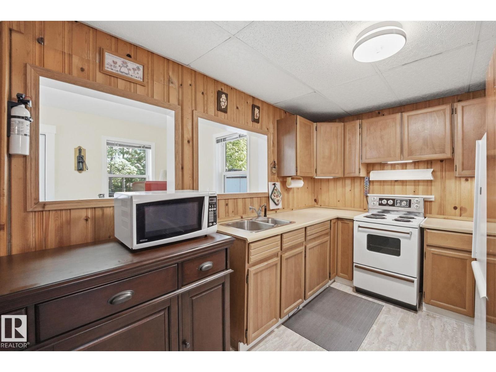 #1410 47436 Range Rd. 15 - 11