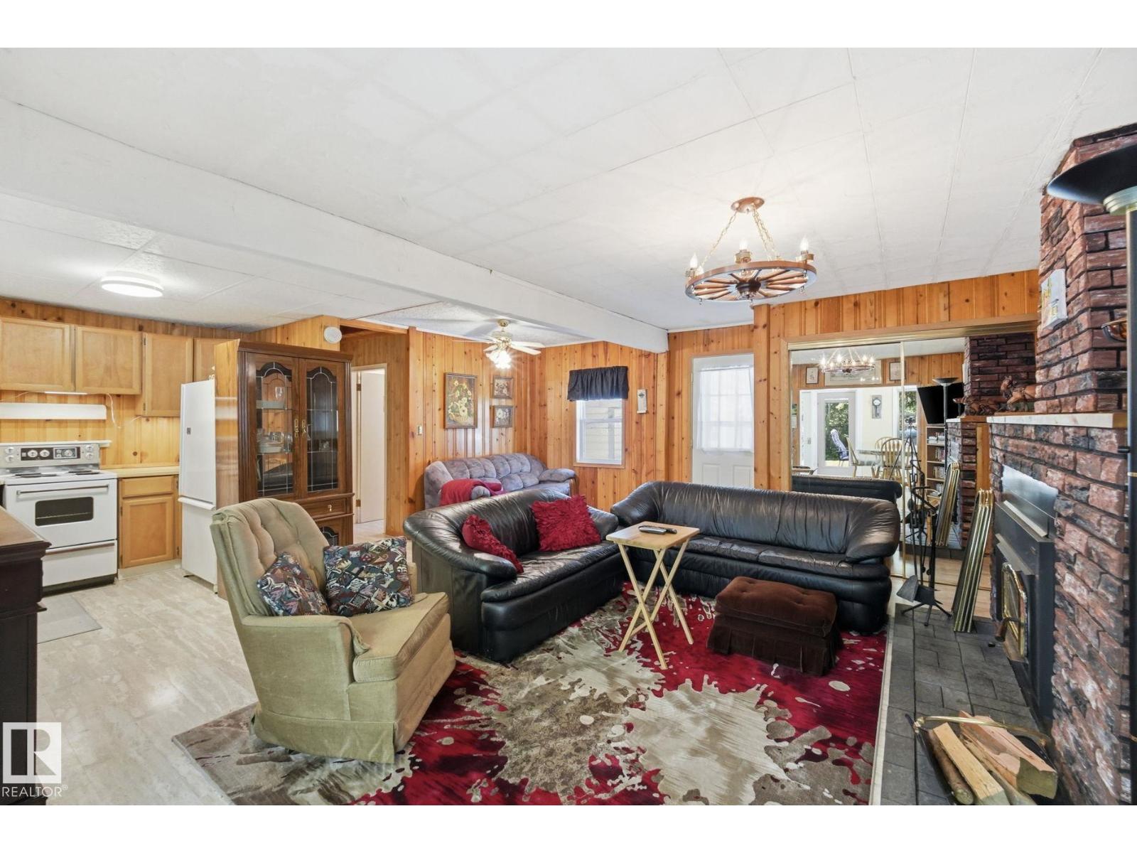 #1410 47436 Range Rd. 15 - 9