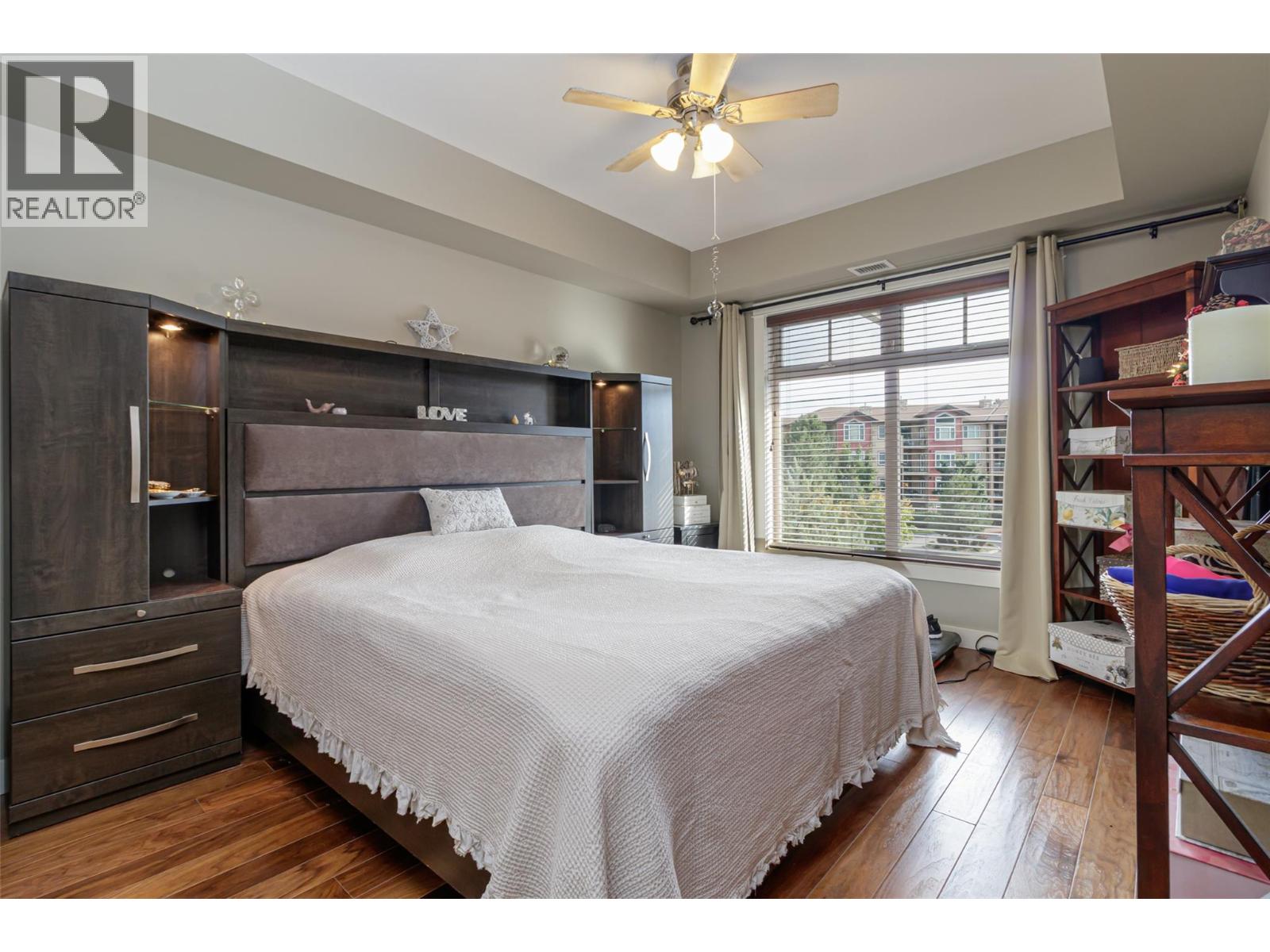 #411 2551 Shoreline Drive - 12