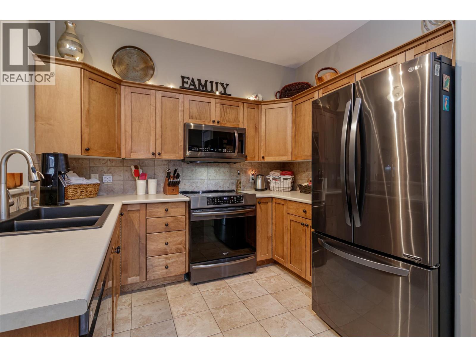 #411 2551 Shoreline Drive - 5
