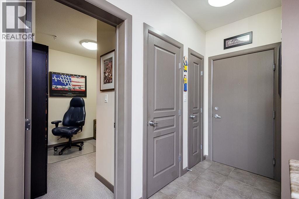 523 654 Cook Road, Kelowna