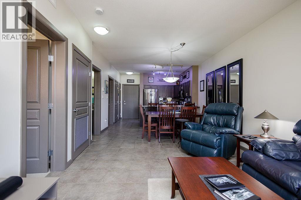 523 654 Cook Road, Kelowna
