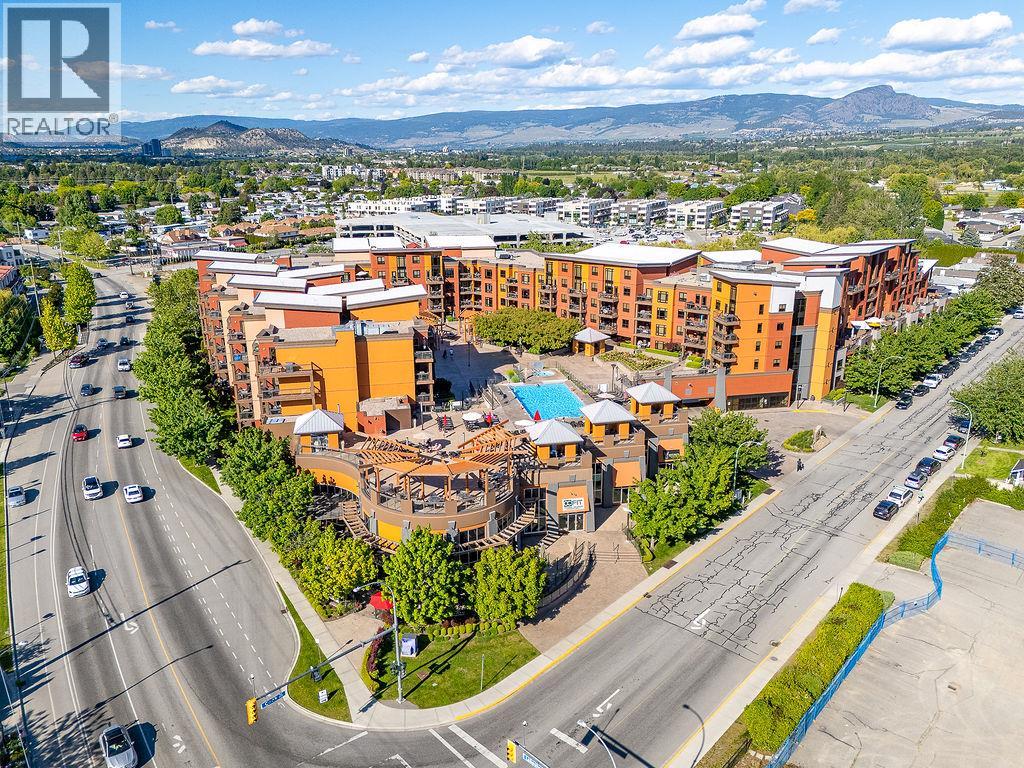 523 654 Cook Road, Kelowna
