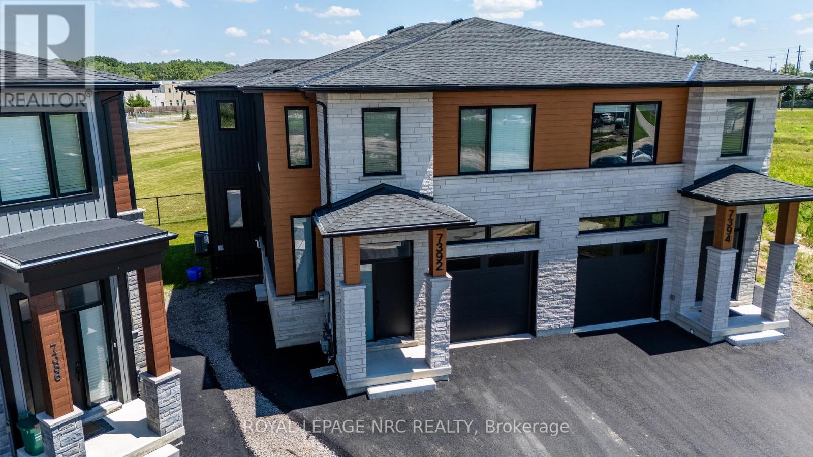 7392 SPLENDOUR DRIVE - 1