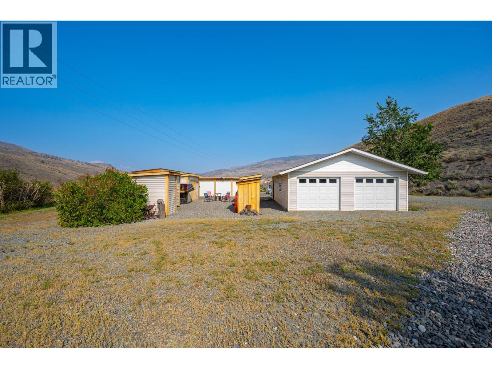 988 Collins Road - Image 37
