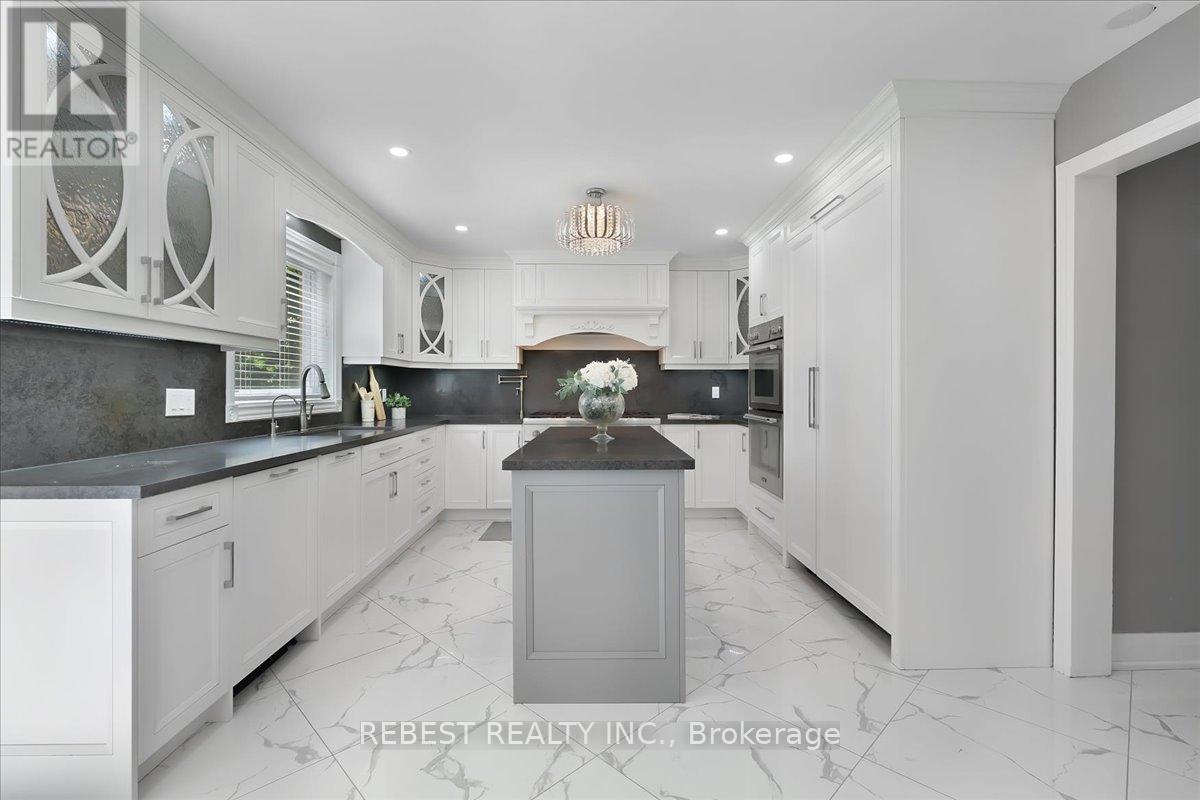 5090 MISSISSAUGA ROAD - 17