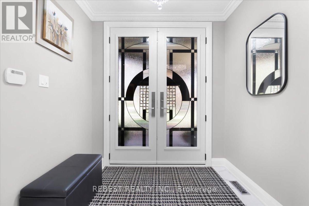 5090 MISSISSAUGA ROAD - 7