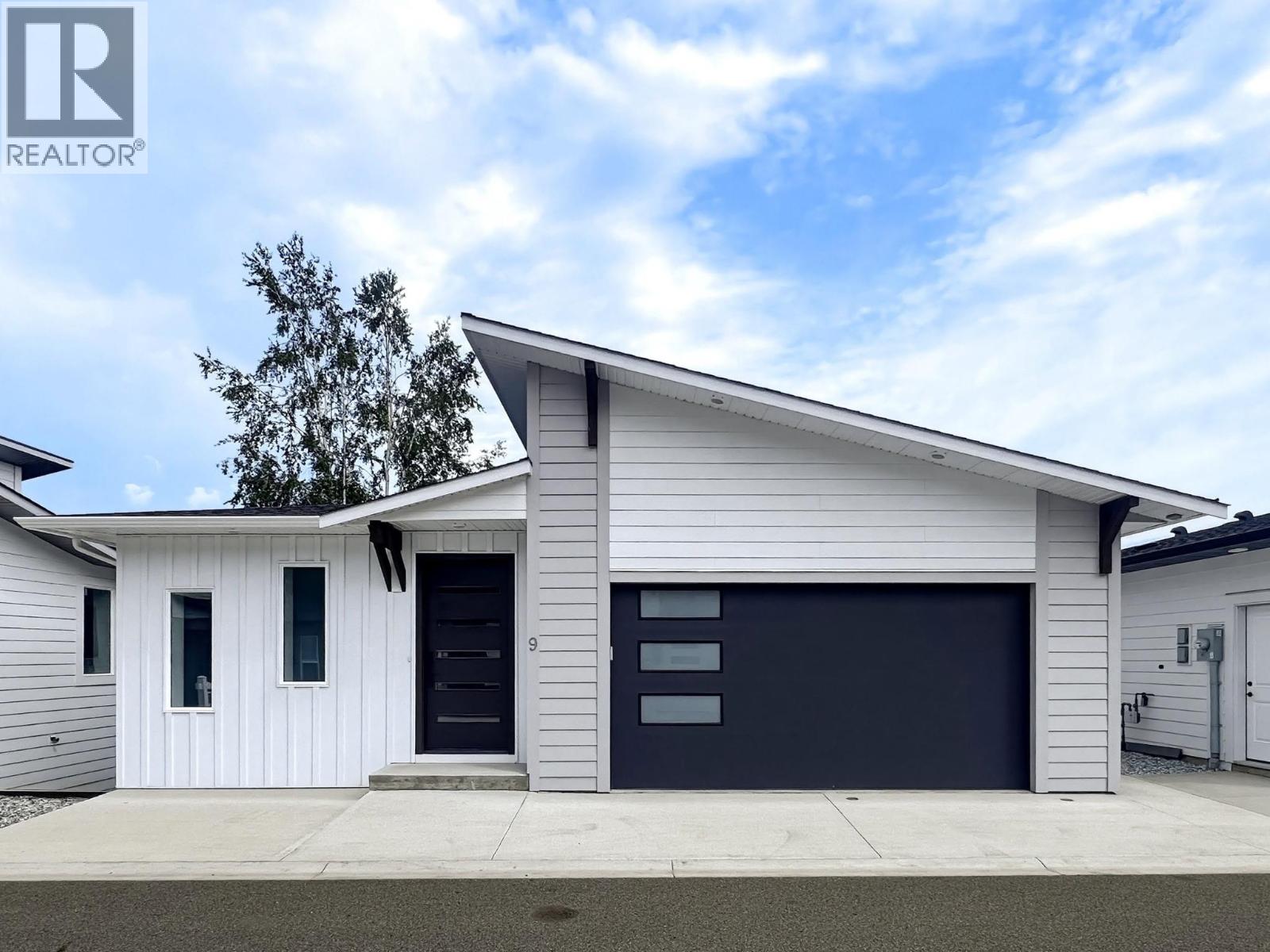 #9 1840 10 Street SW - 1