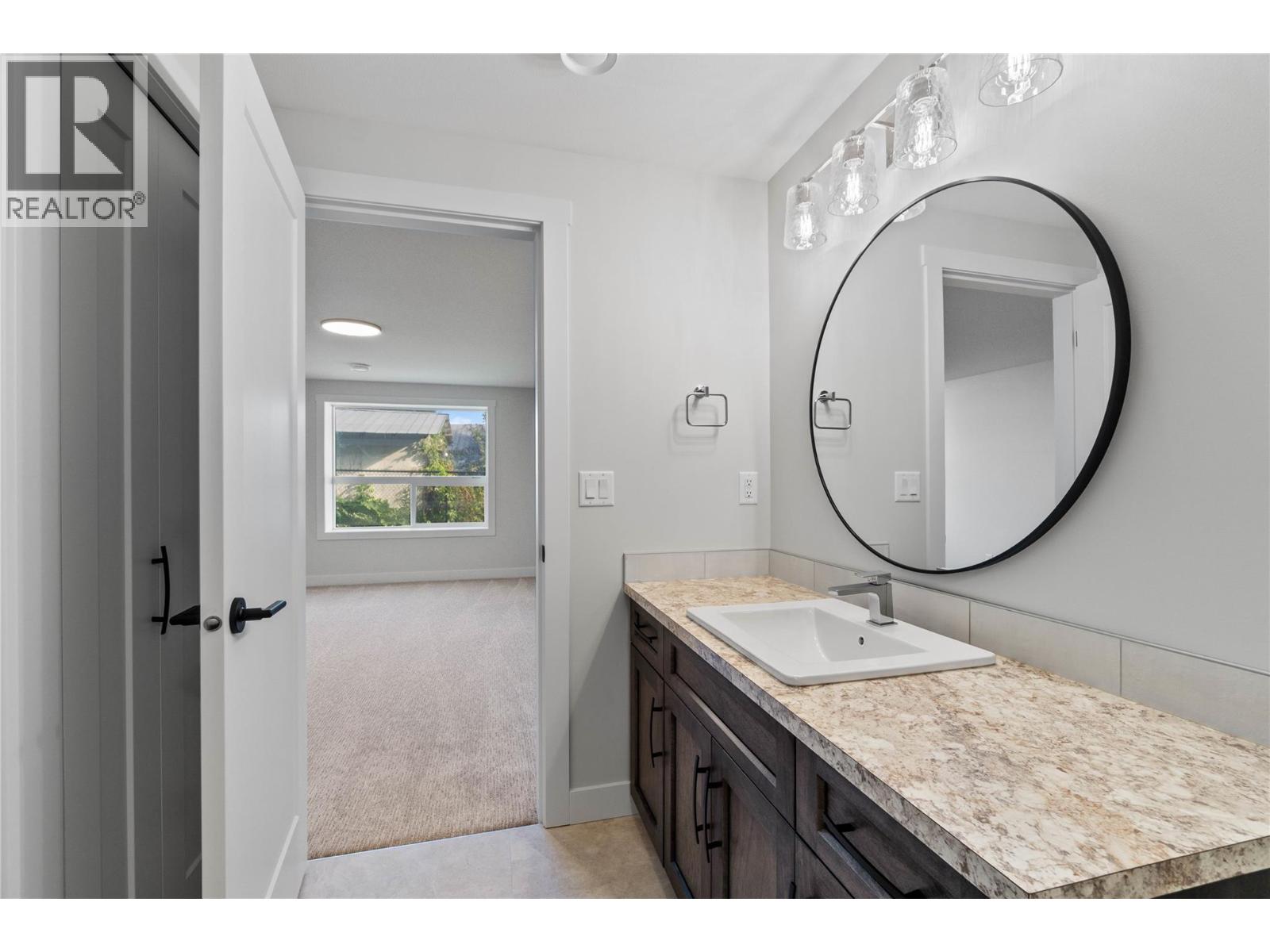 #9 1840 10 Street SW - 43