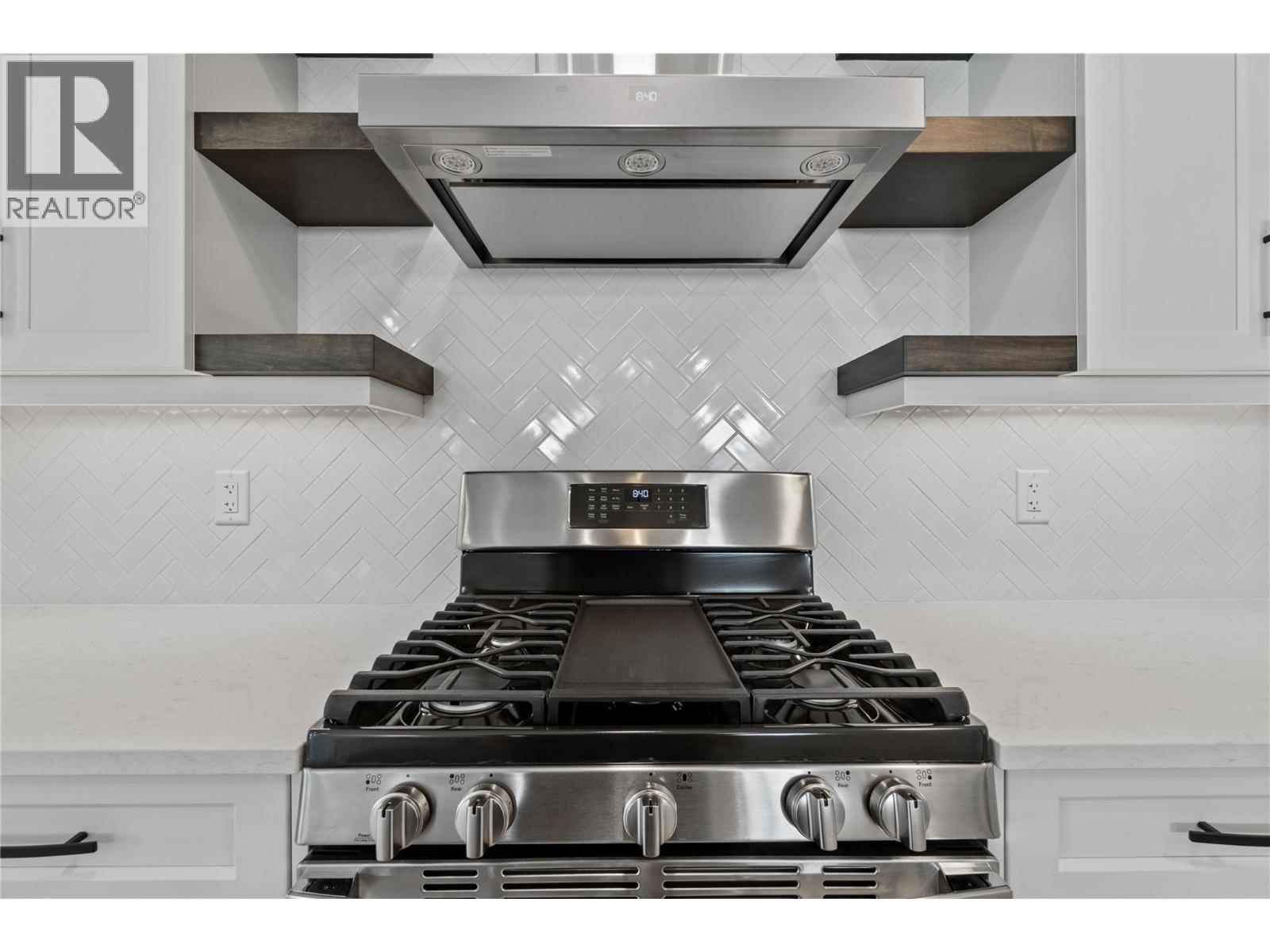 #9 1840 10 Street SW - 5