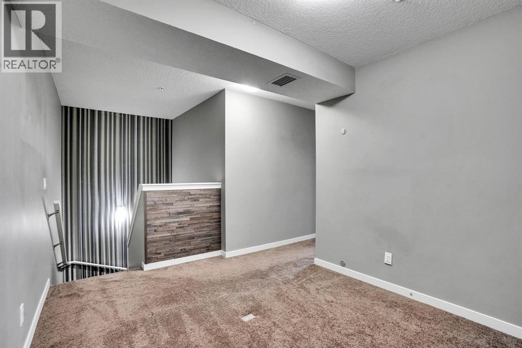 #228 10 Westpark Link SW - 22