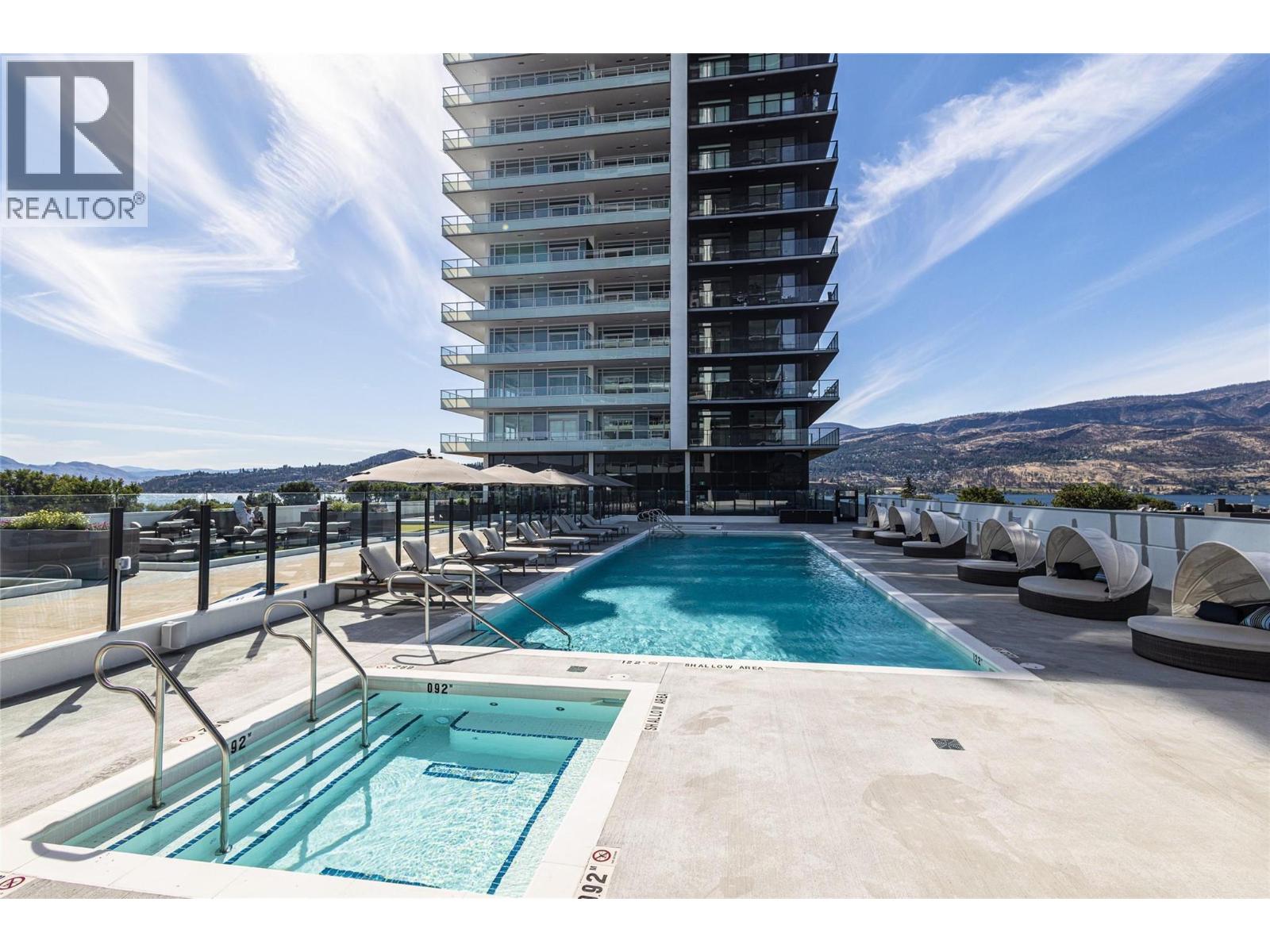 #2808 1626 Water Street - 32