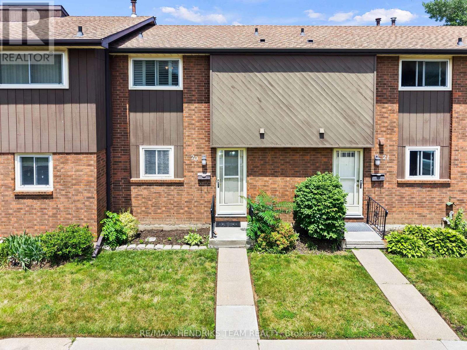 #20 64 FORSTER STREET - 1