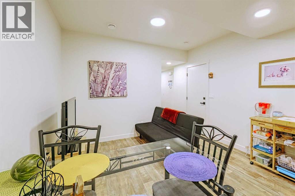 25 Belmont Green SW - 31