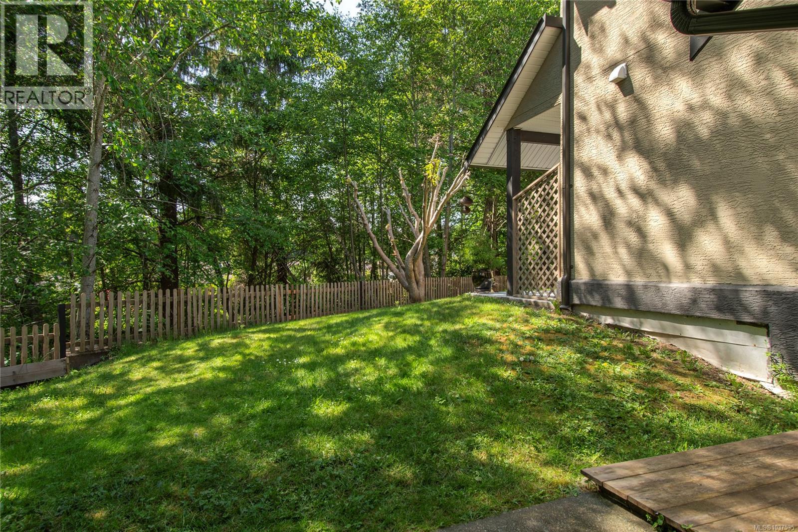 #9 555 Rockland Rd - 8