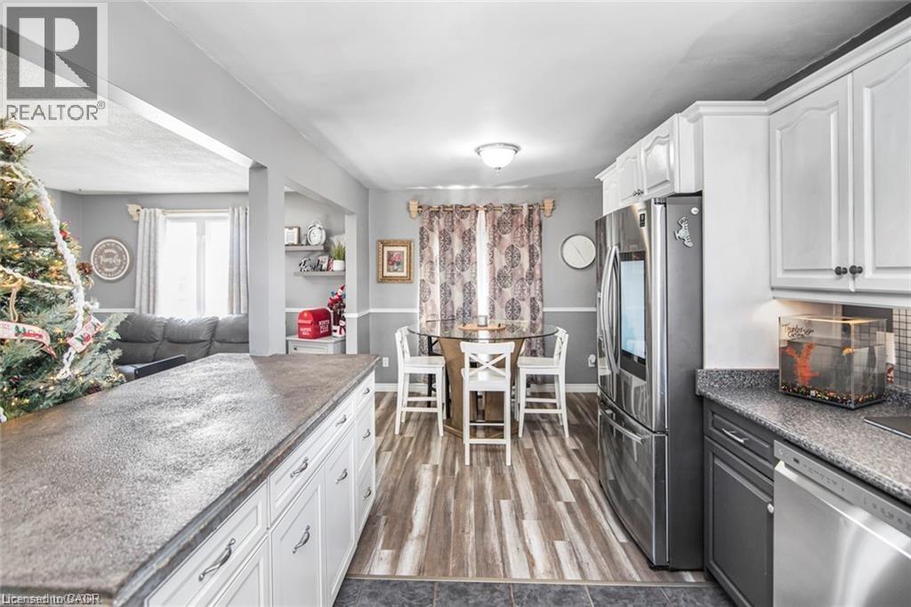 171 KNEIDER Avenue - 5