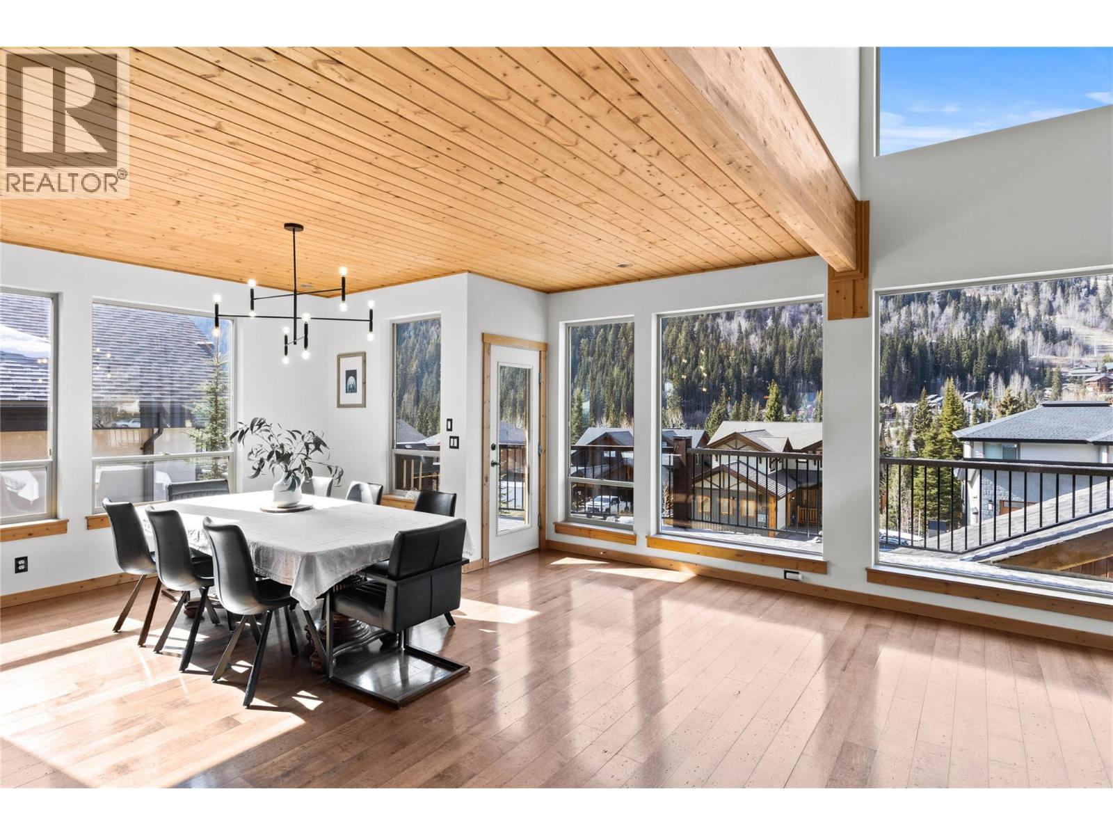 2431 Fairways Drive - 5