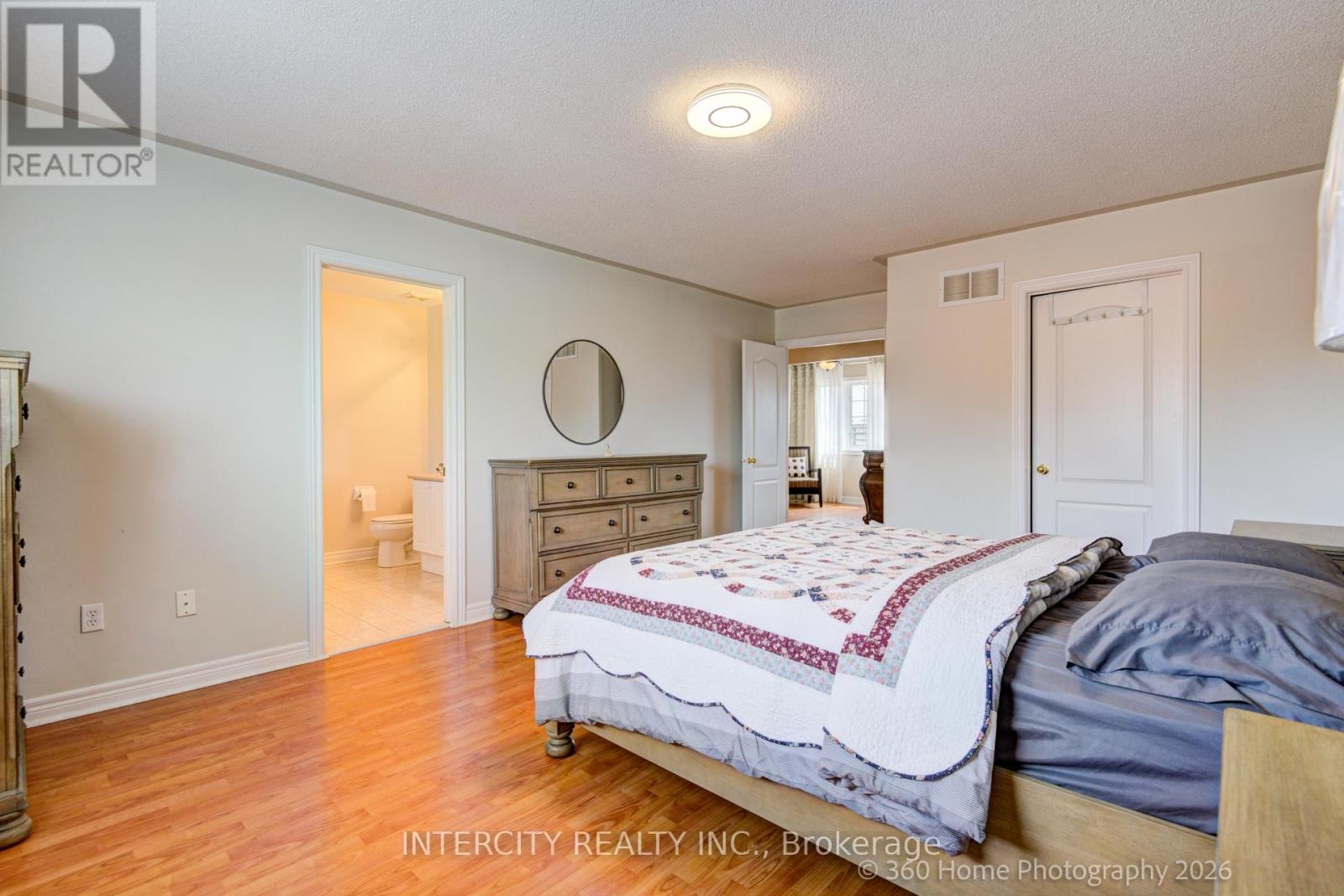 27 MODESTO CRESCENT - 14