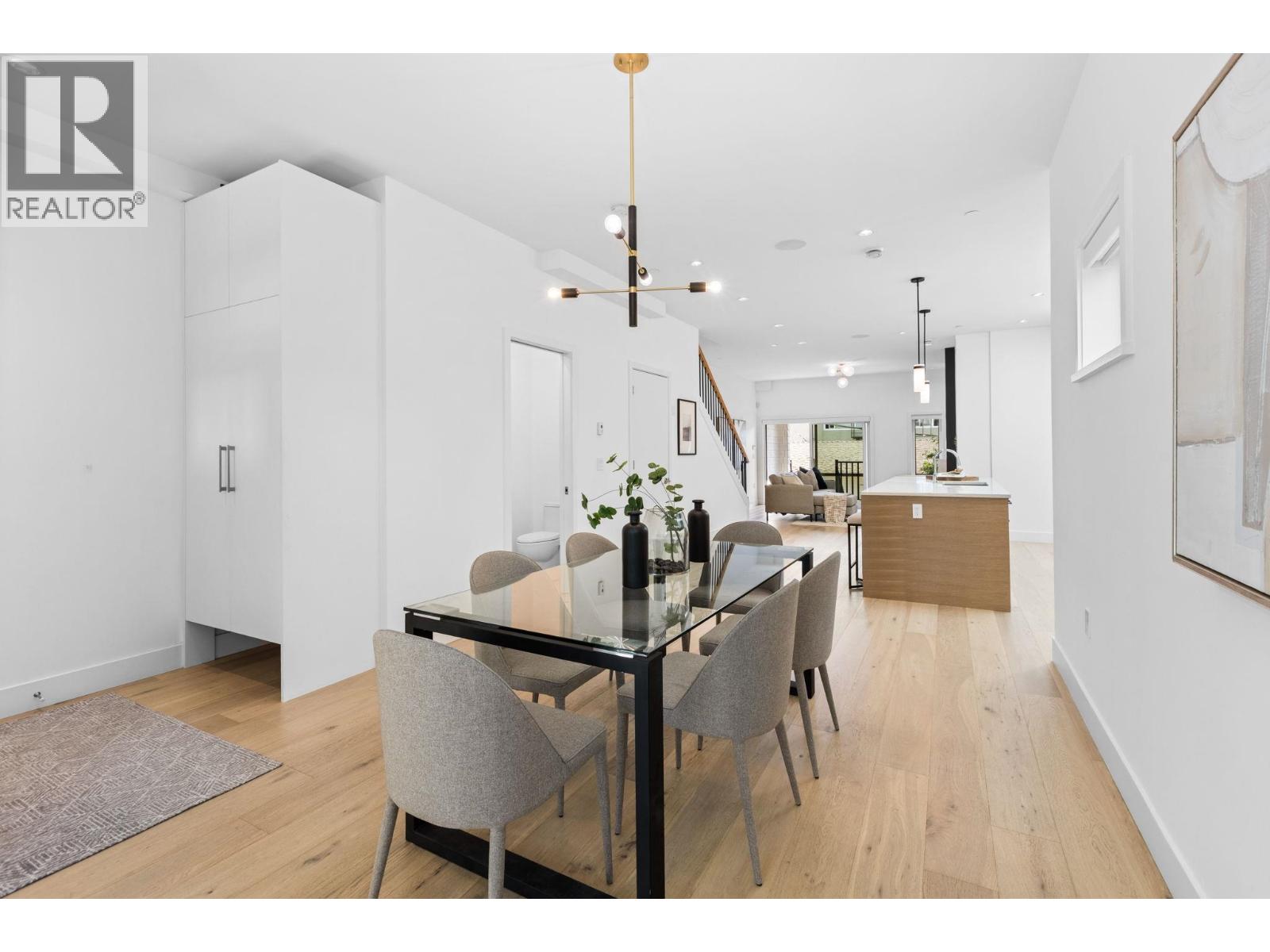 2518 W 3RD AVENUE, Vancouver