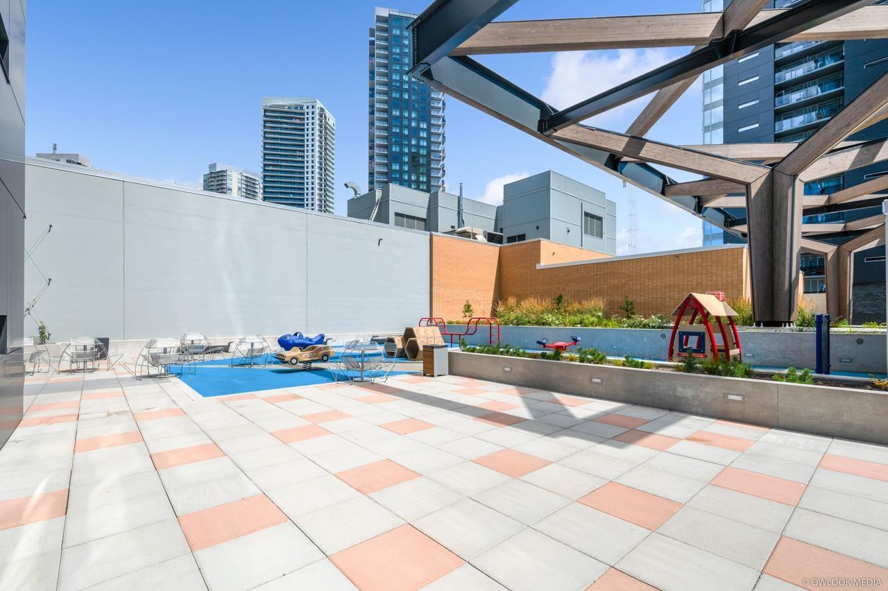 309 13615 FRASER HIGHWAY, Surrey