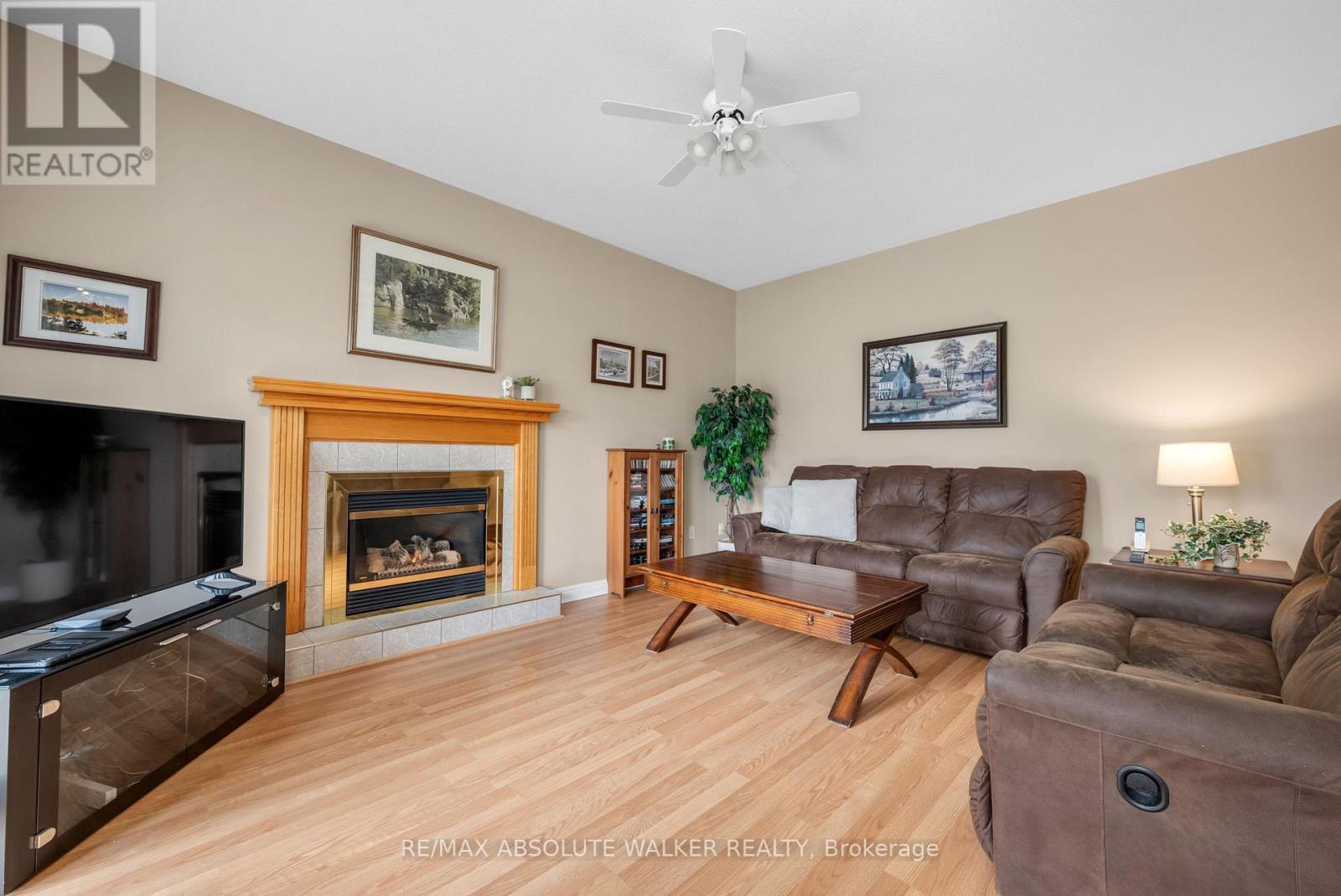 20 MARY HILL CRESCENT - 15