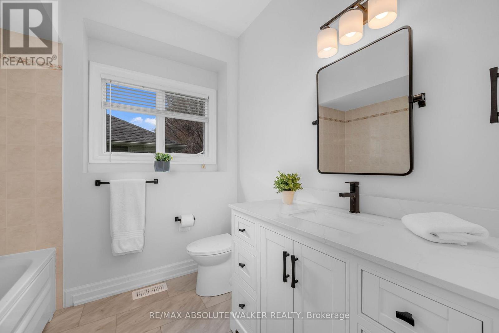 20 MARY HILL CRESCENT - 21