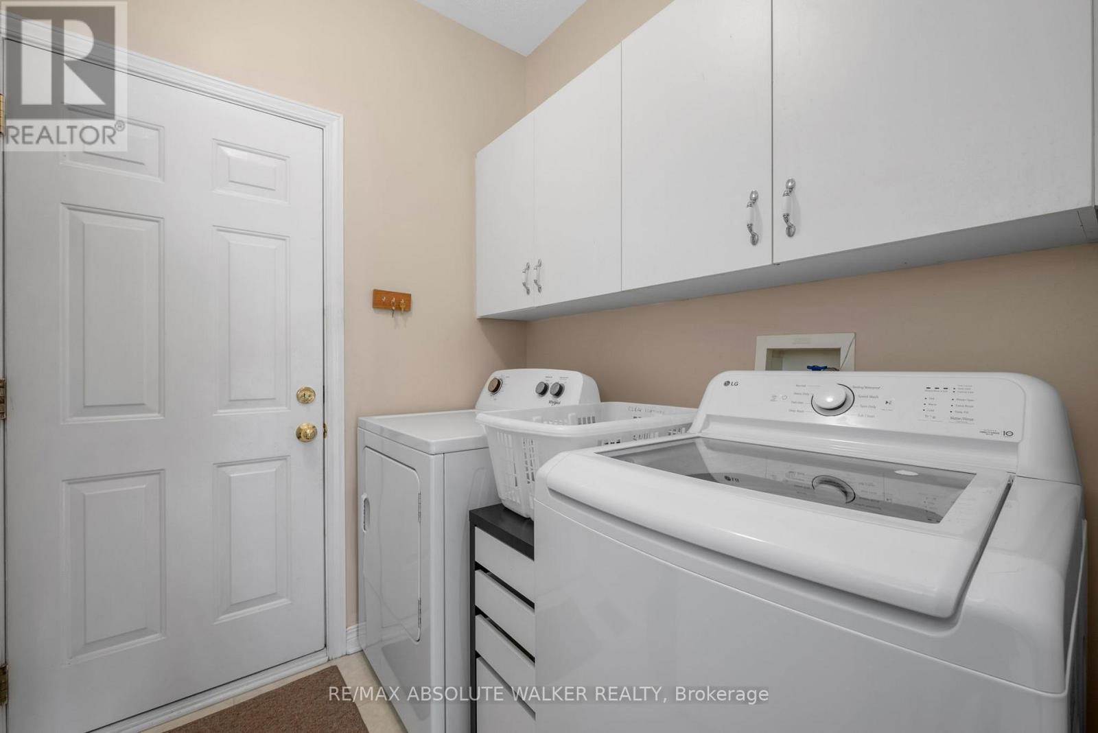 20 MARY HILL CRESCENT - 27