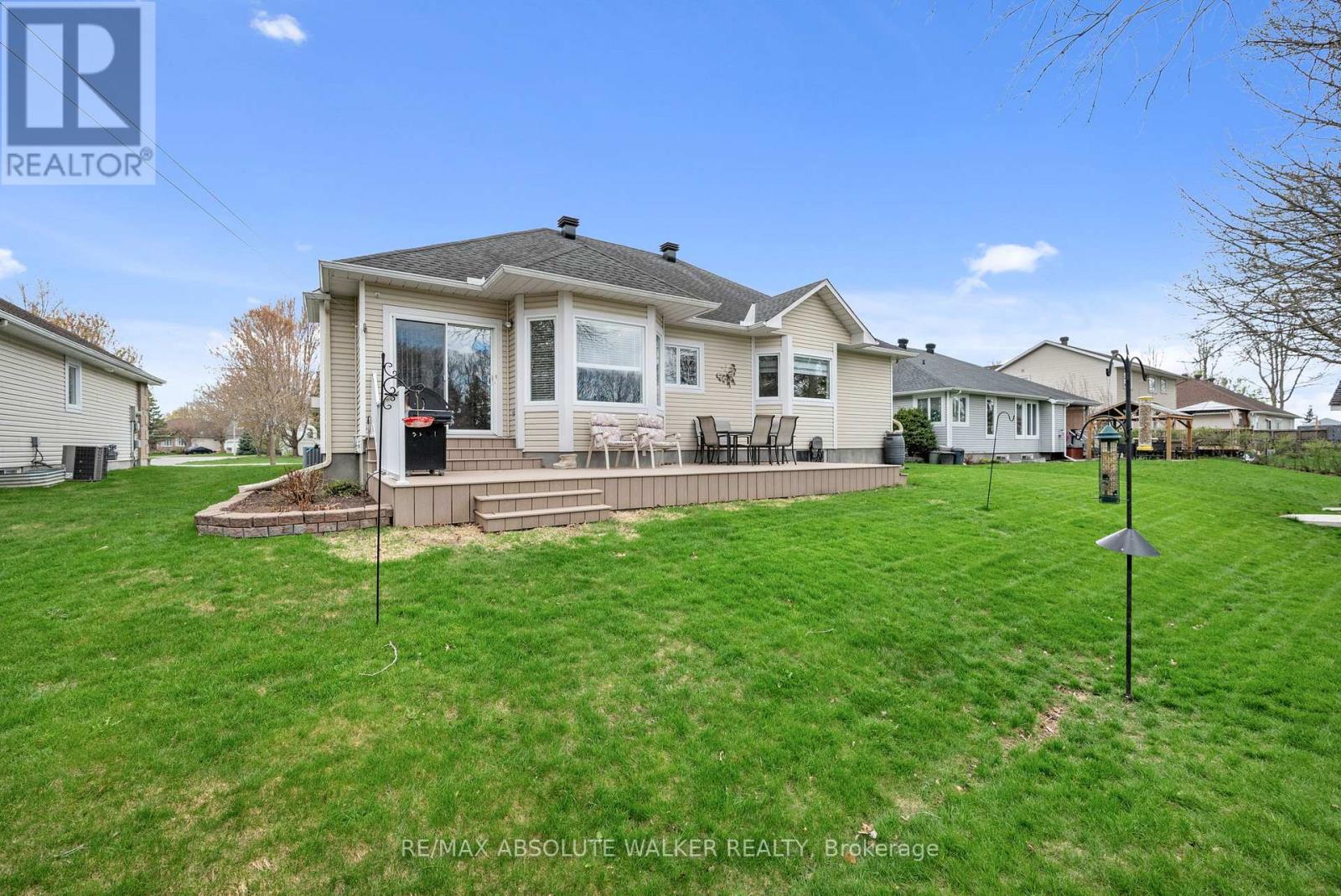 20 MARY HILL CRESCENT - 30