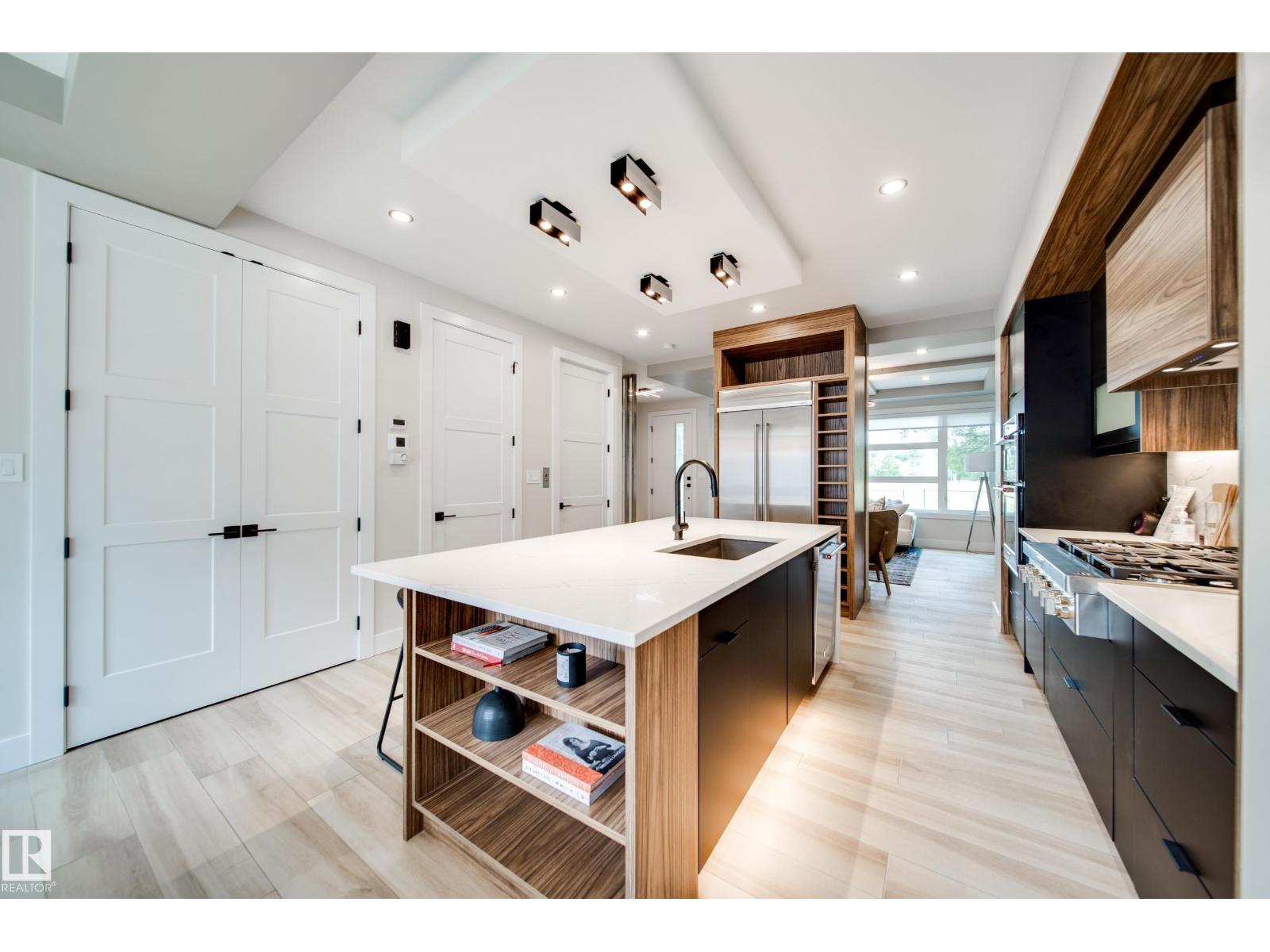 9625 101 ST NW - 12