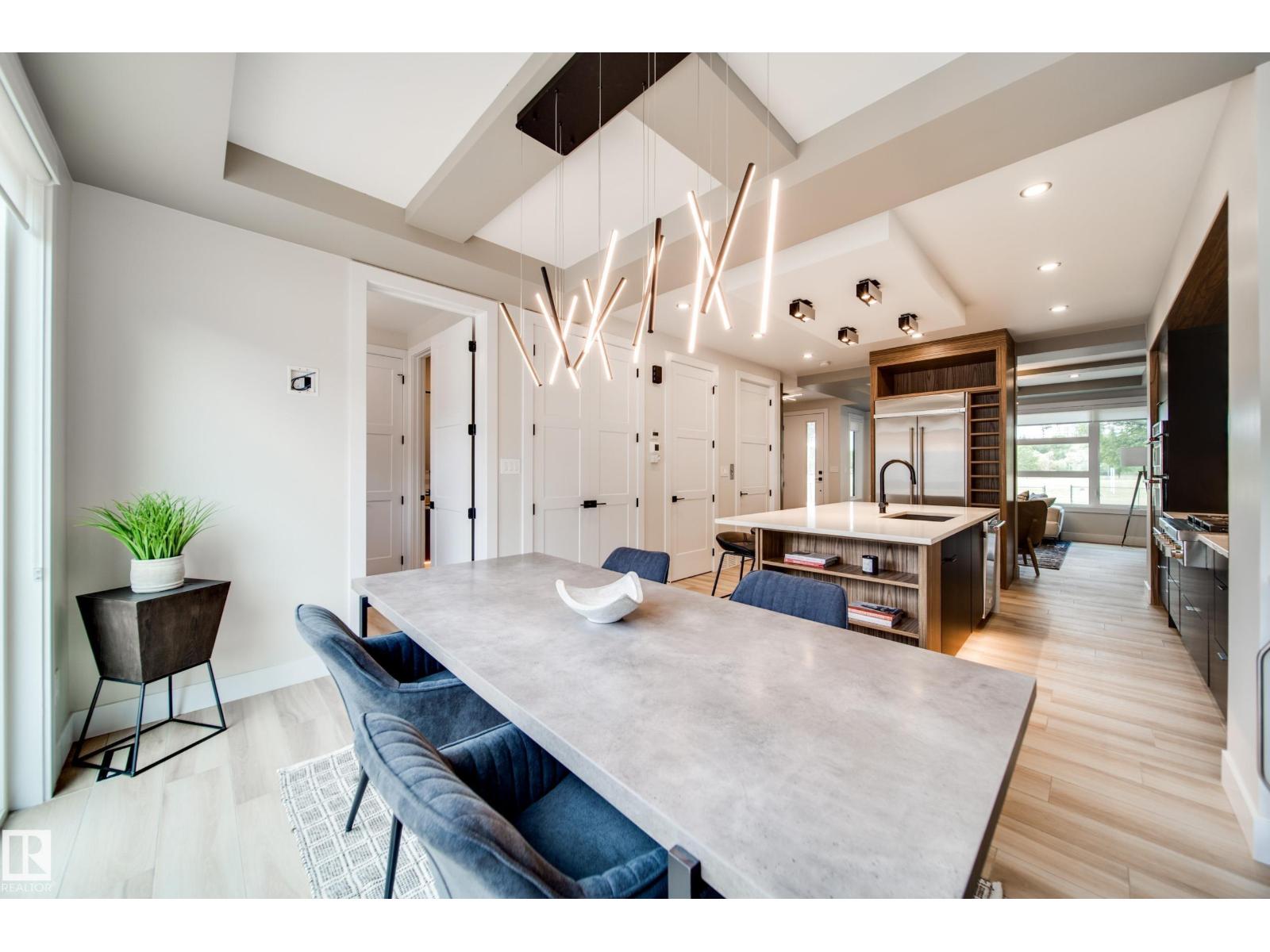 9625 101 ST NW - 17