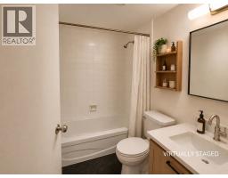 211 1440 E Broadway, Vancouver, BC V5N5P2 Photo 6