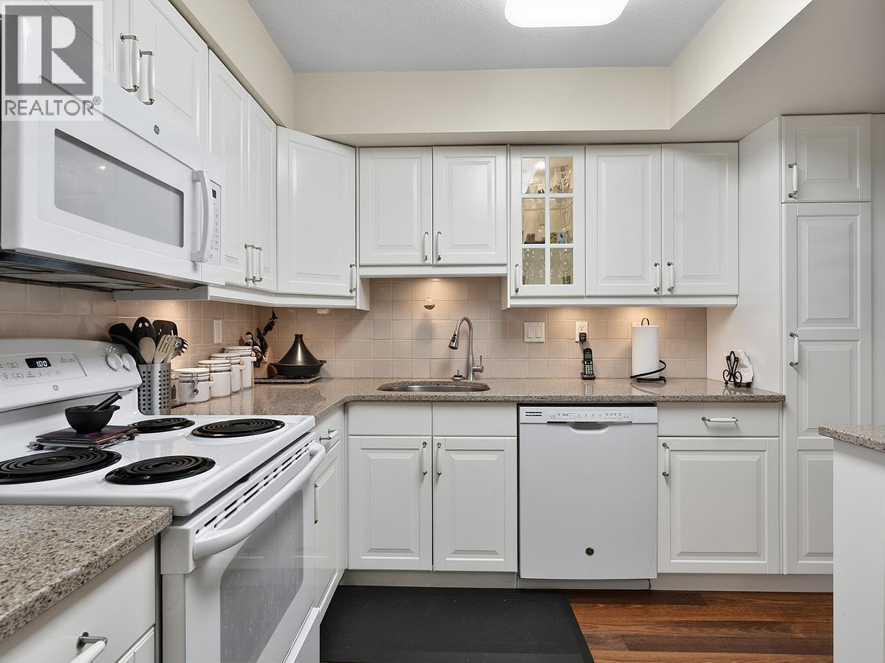 #112-9151 NO 5 Road, Richmond