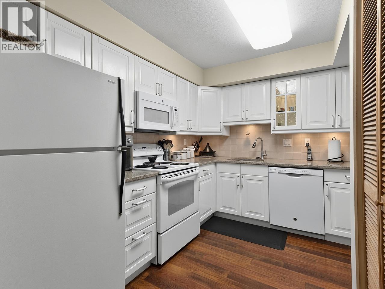 #112-9151 NO 5 Road, Richmond