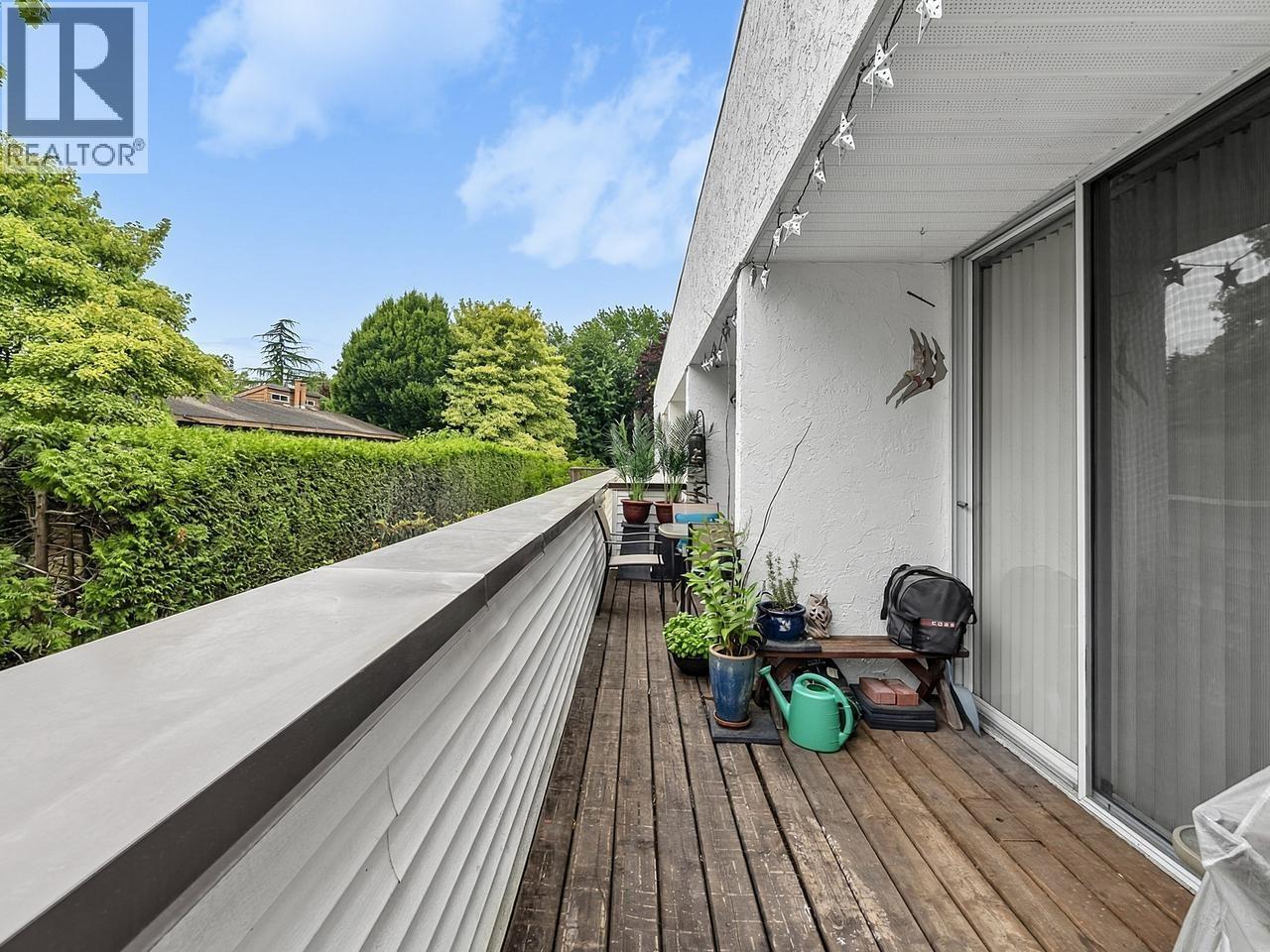#112-9151 NO 5 Road, Richmond