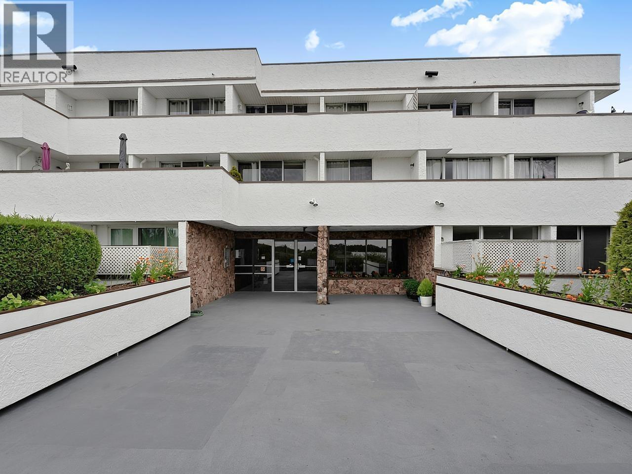 #112-9151 NO 5 Road, Richmond