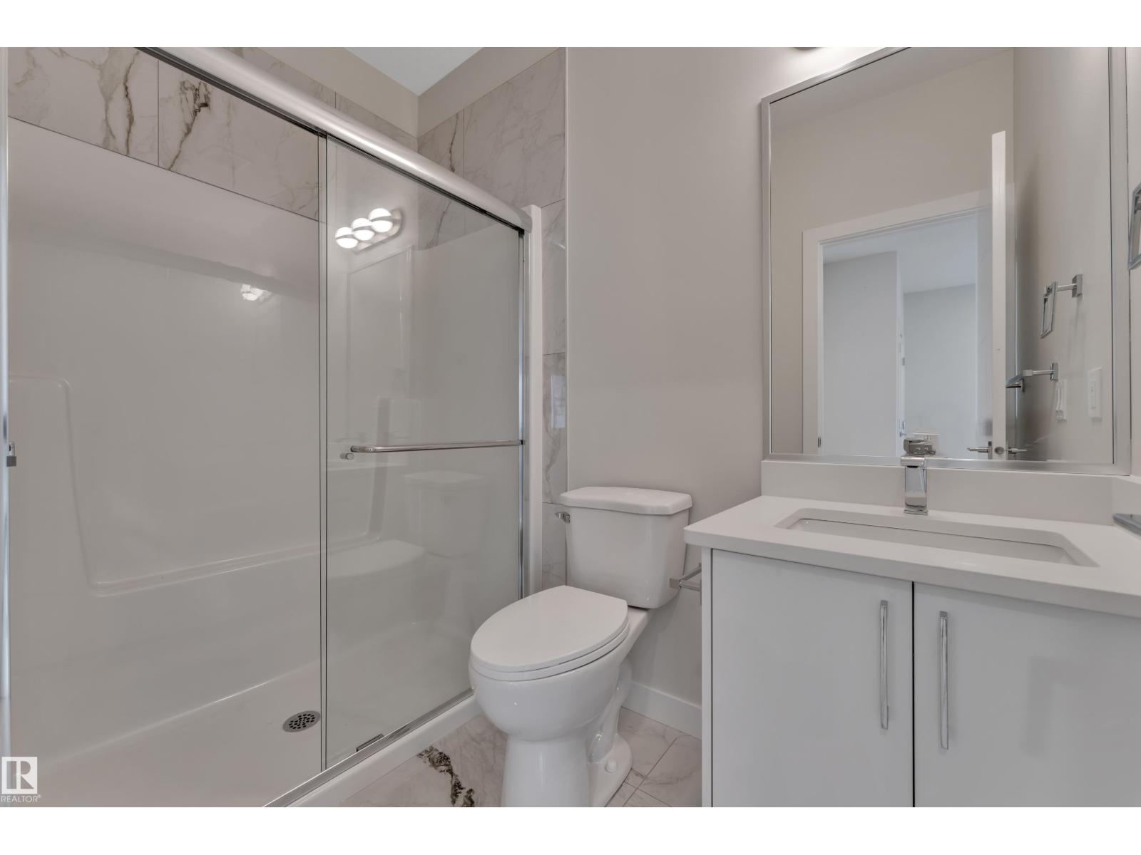377 Linden LO - 19