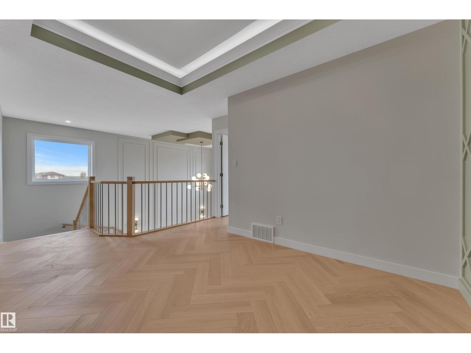 377 Linden LO - 22