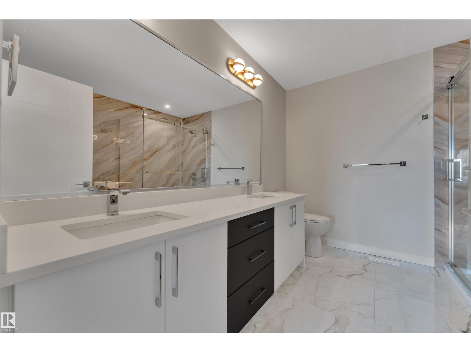 377 Linden LO - 32