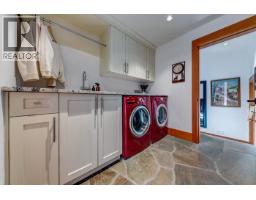 3205 Archibald Way, Whistler, BC V8E0B8 Photo 31