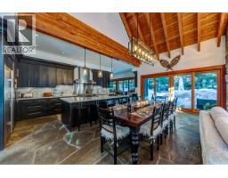 3205 Archibald Way, Whistler, BC V8E0B8 Photo 9