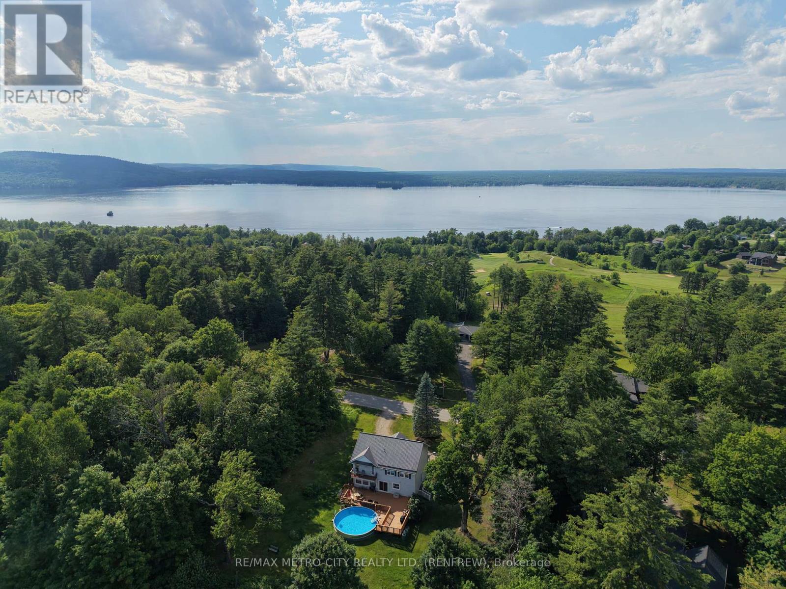 121 PHEASANT RUN - 37