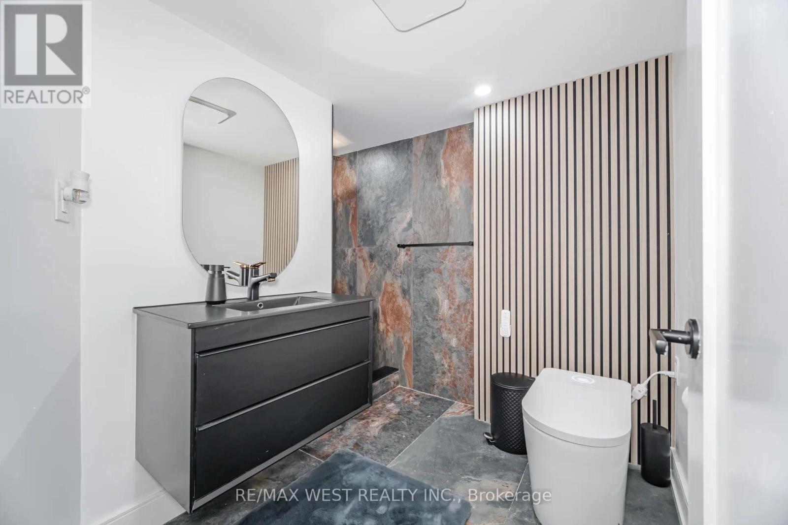 92 ARCHIBALD STREET - 12