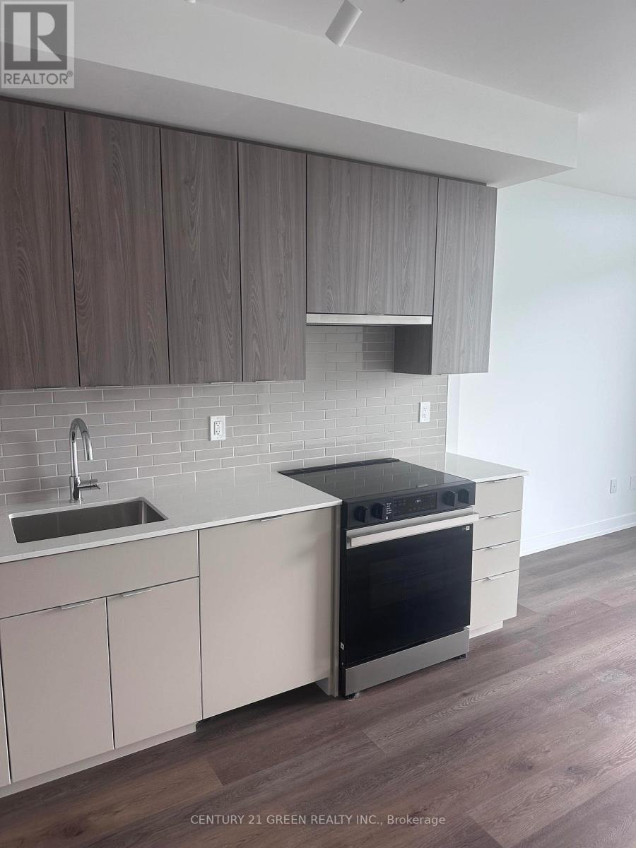Photo of 2075 Lakeshore Road