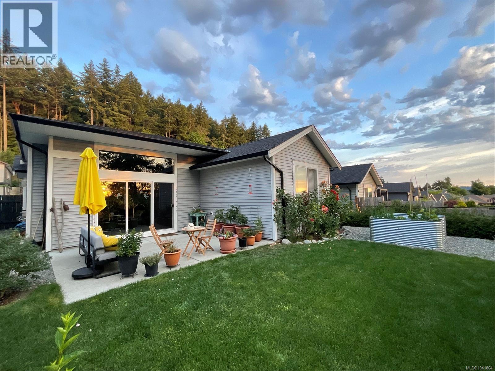 925 Craig Rd - 4