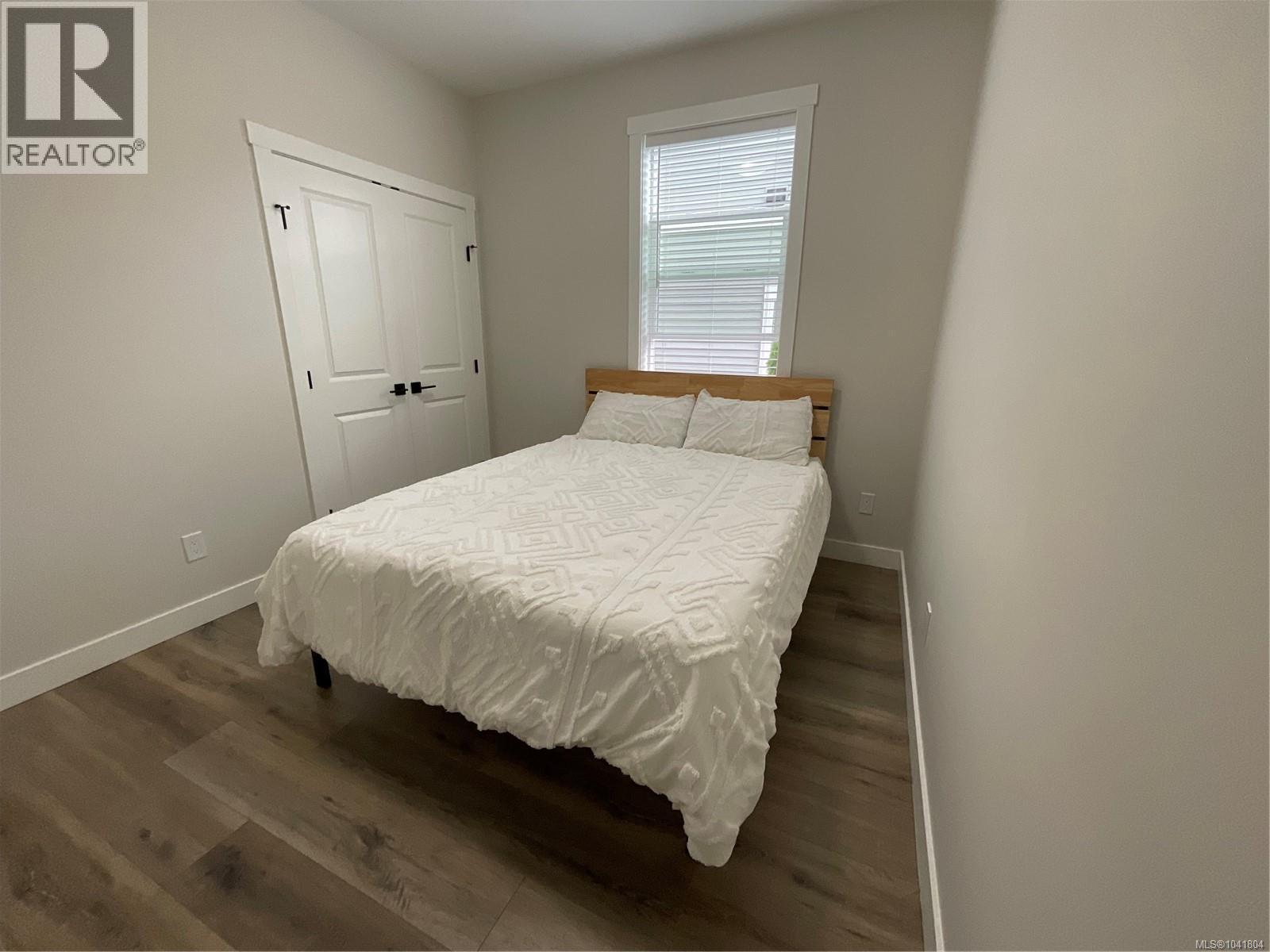 925 Craig Rd - 9